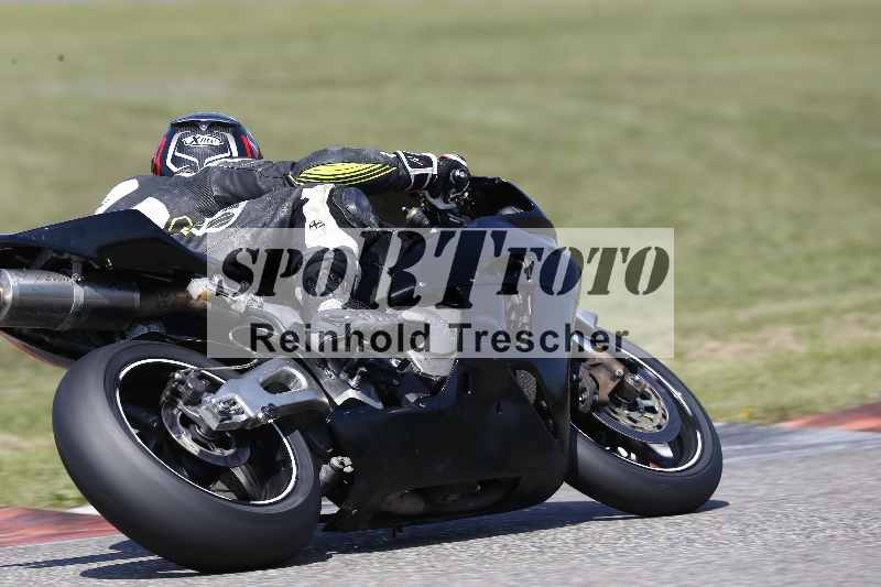 /44 09.08.2025 Plüss Moto Sport ADR/Freies Fahren/backside